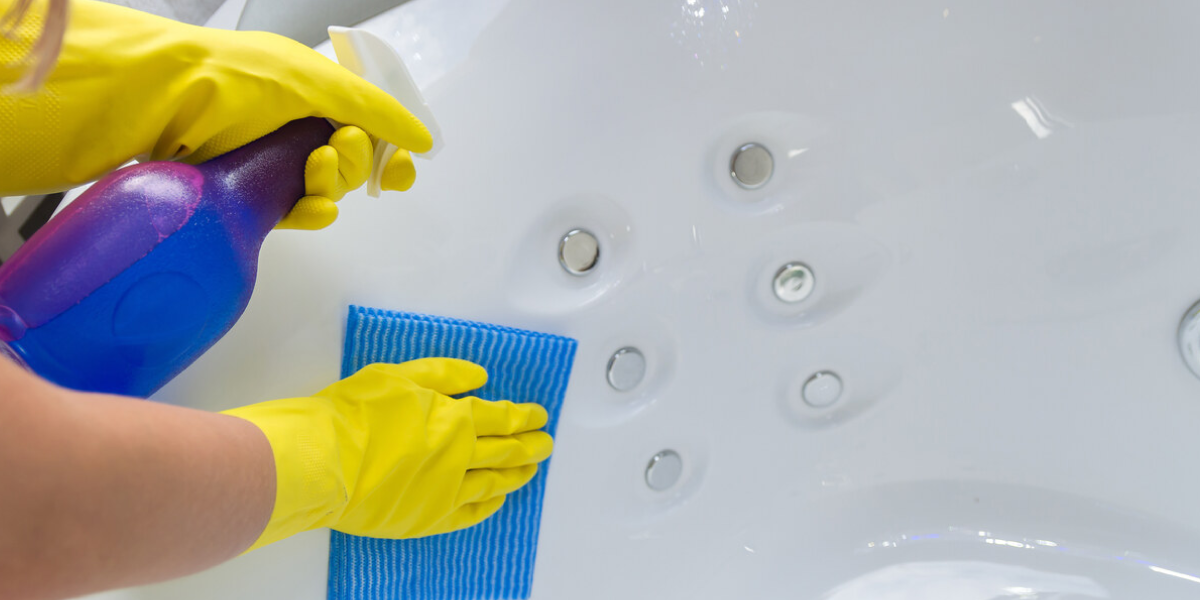 How to Clean a Bathtub